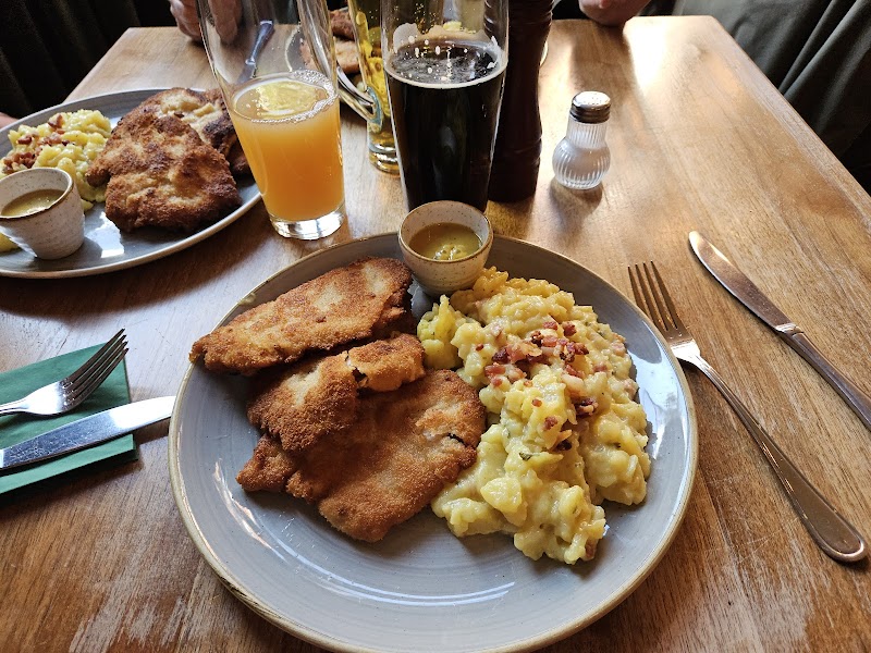 Schnitzelei Mitte